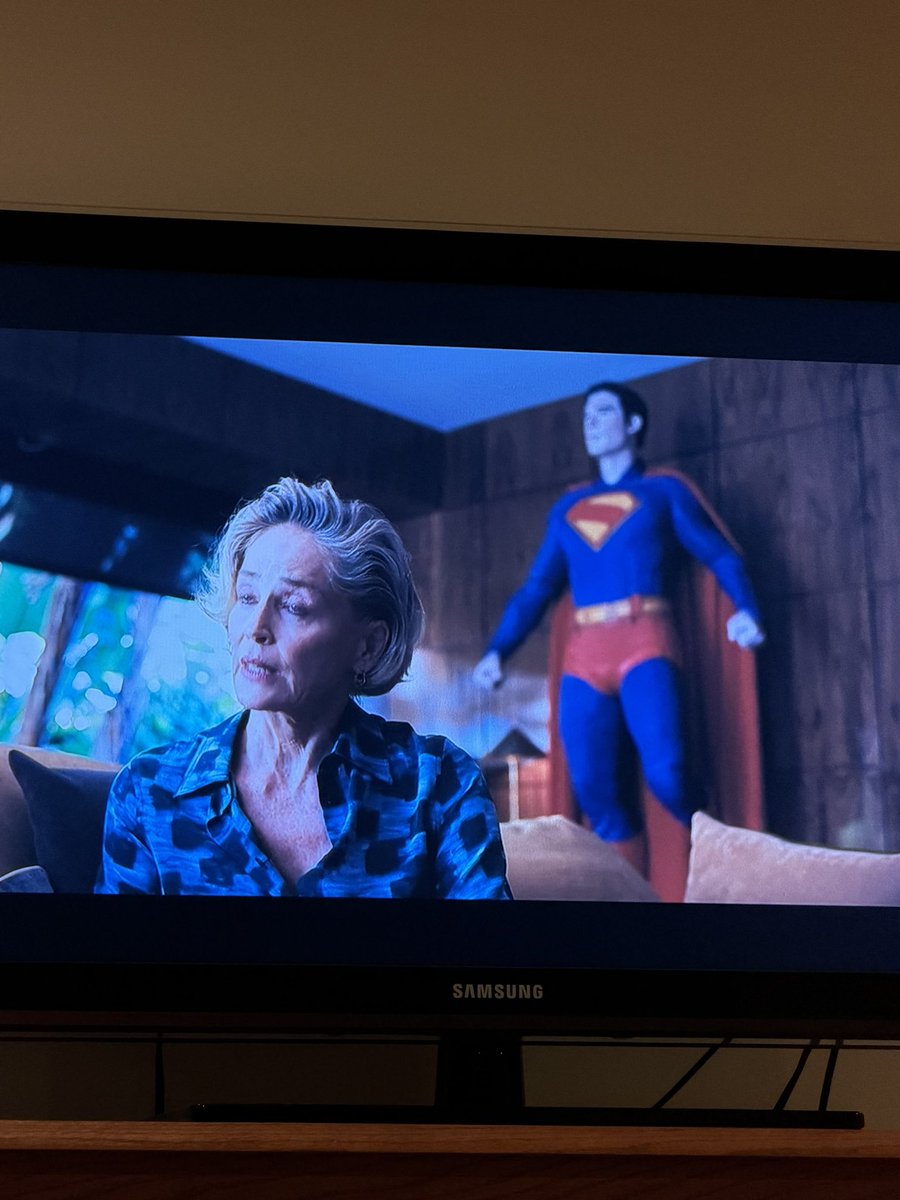 LaSarah2013's tweet photo. Not Superman popping up in Euphoria. @corenswet #euphoria https://t.co/rRbCNdzoht