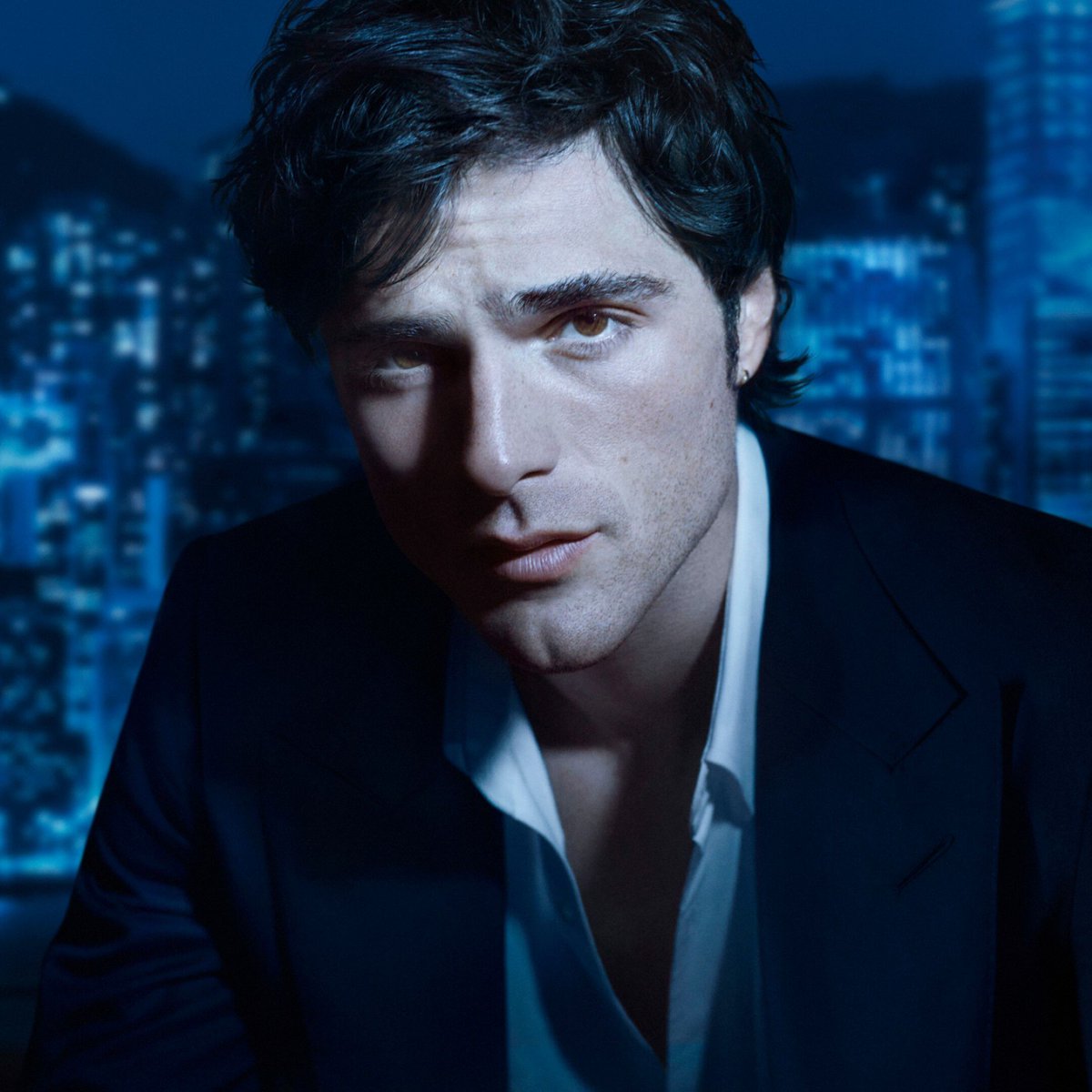 JElordiNews's tweet photo. 📸 Jacob Elordi for Bleu de Chanel 2026 Campaign. 🎞️🇦🇺🇫🇷

Photography: Karim Sadli @artandcommerc
Grooming: @akgroomer
Production: @Chanel @imagin_prod

#JacobElordi #Chanel #BleuDeChanel #KarimSadli #Australian #Actor #Commercial #Campaign #Photoshoot #Portrait #HD #2026 #2020s https://t.co/xN0TAGCtyM