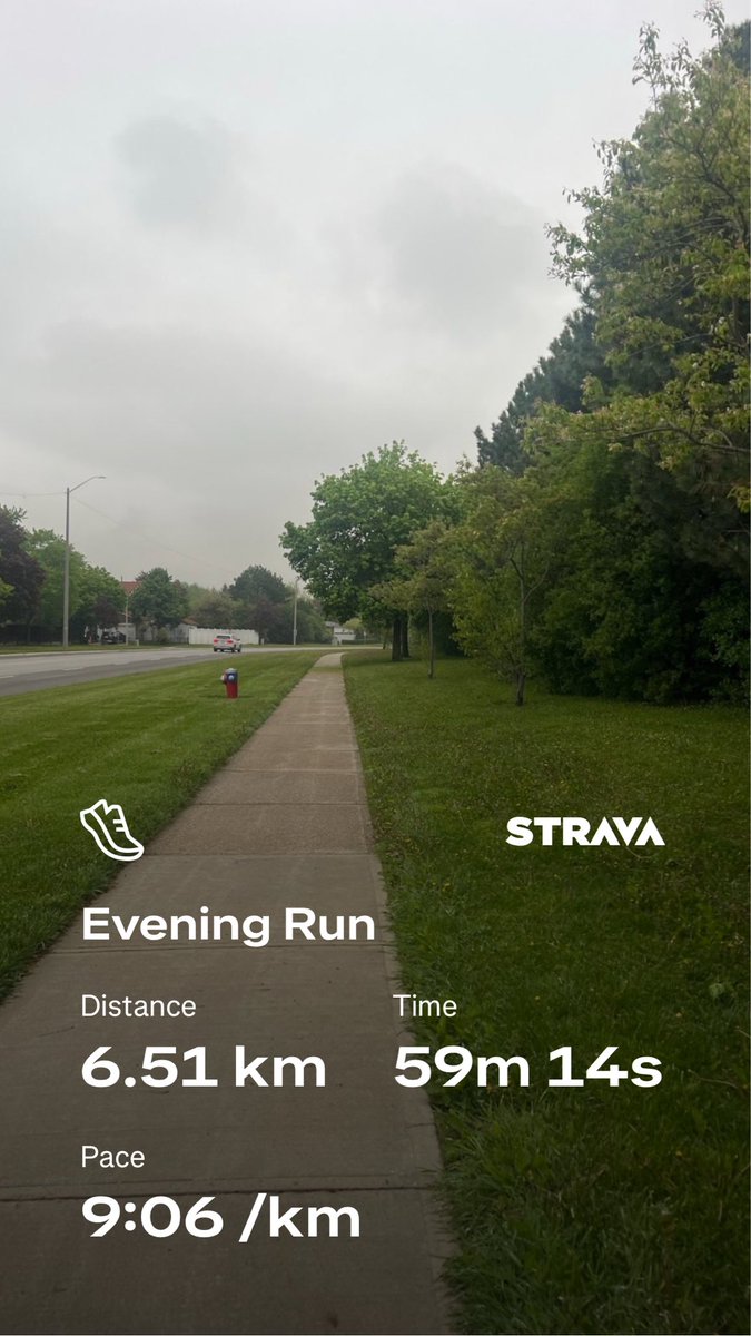kunrup's tweet photo. Just stretching my legs.. it’s a beautiful evening not to miss outdoors.
#stayactive #staymotivated #brampton #positivevibes #runforhealth https://t.co/OdNFqty3NW