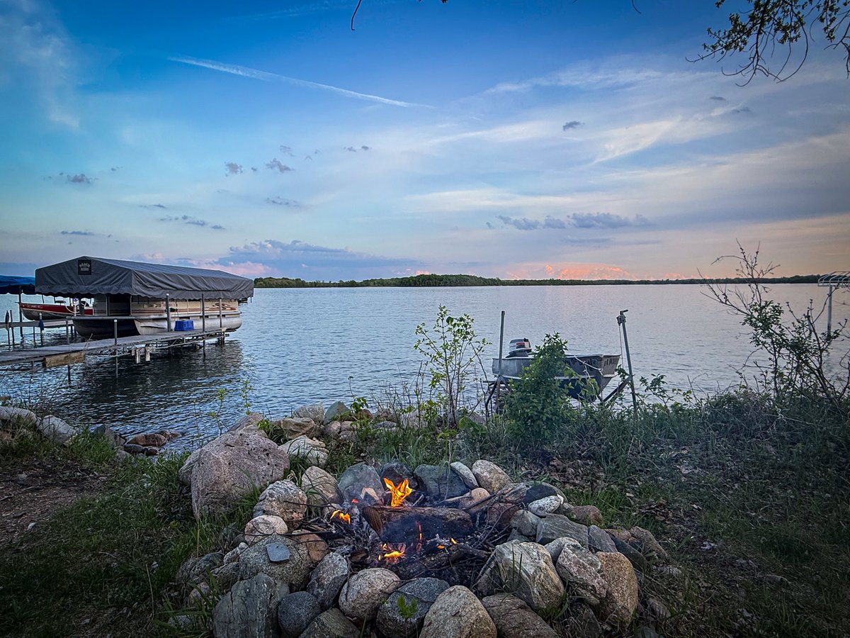 David_Bordewyk's tweet photo. #lakelife @OtterTailCounty https://t.co/GBQ9Oo5Wje