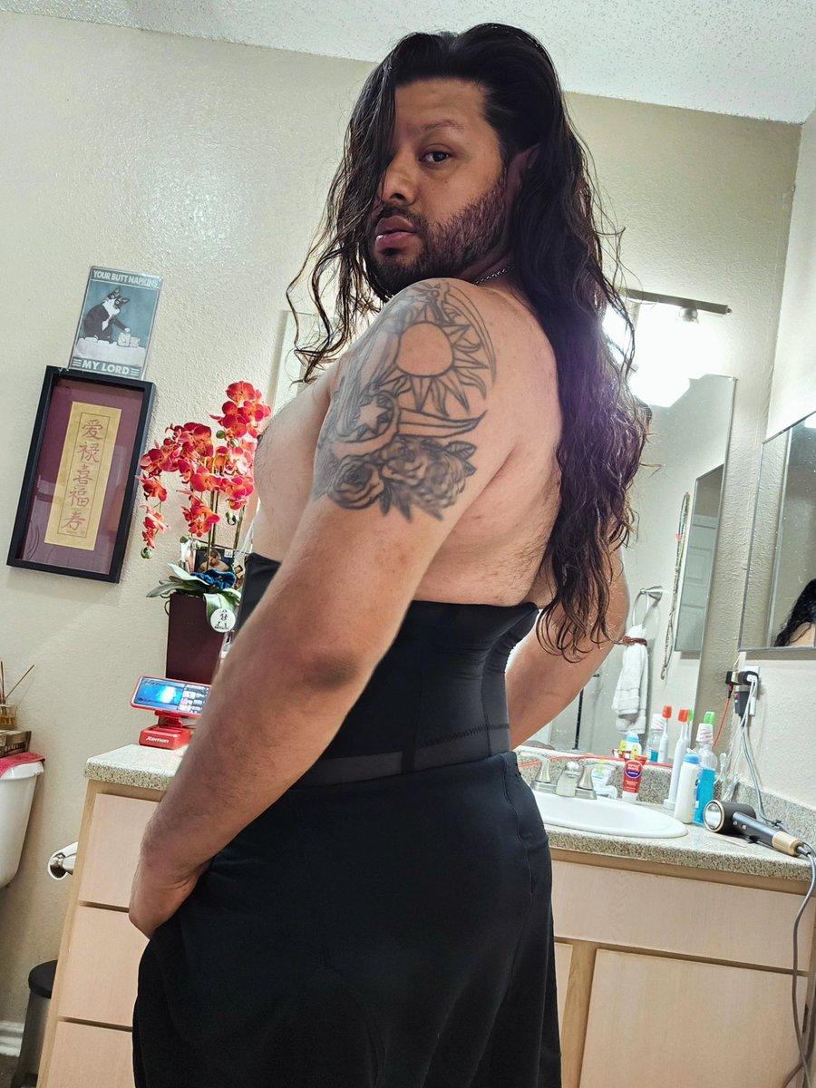 BeastMaster7110's tweet photo. About timer to hit the shower 😏😈
#Beastmaster #bodypositivity #gaydiabeticlife #gaylatino #gaybear #gaybeast https://t.co/RwbeCUZvql