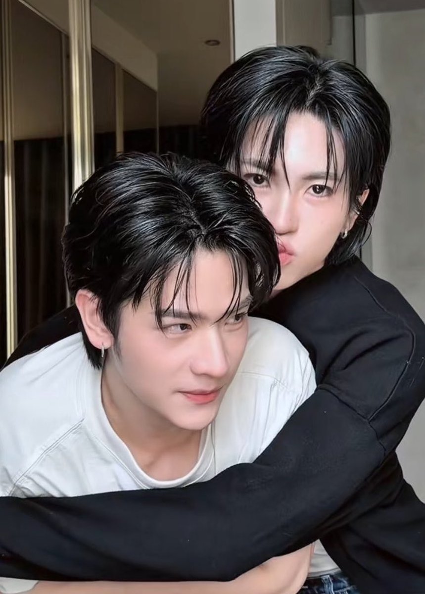 btnmxx's tweet photo. ผ่านมาล้านปียังอยู่ตรงนี้ ㅠ.ㅠ 🤍 https://t.co/dyG81zEDsI