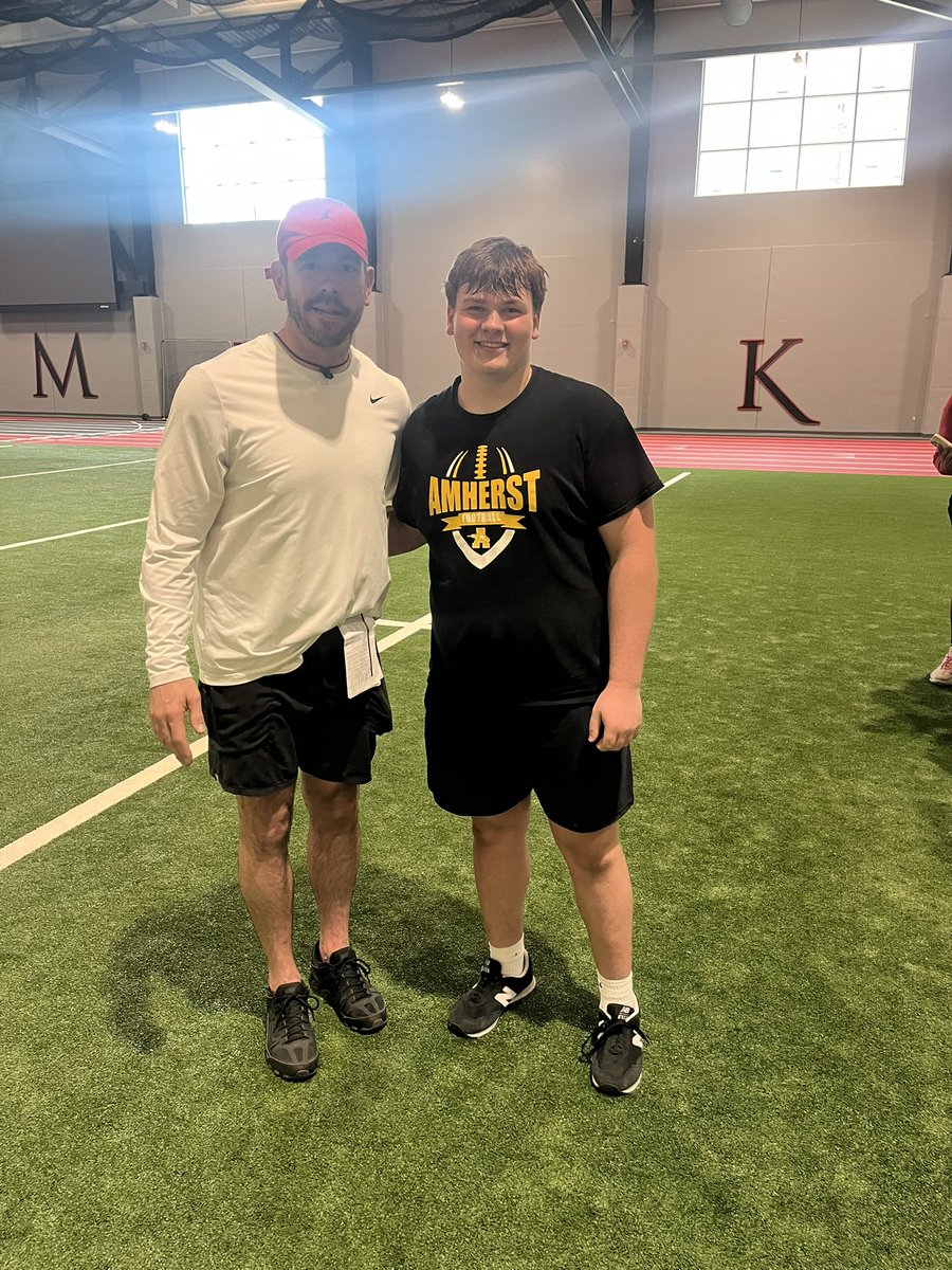 Ethan_Vincent51's tweet photo. I had an amazing time at Muskingum camp yesterday. It was good working some o-line skills with @coach_shank05. Thank you for having me out. @CoachMNardo @CoachTThome @AmherstFootball @CoachChad_T3 @DaleRodick https://t.co/IqY3VYBWiW