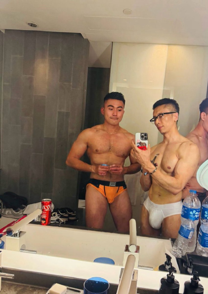 mark07822852's tweet photo. 右邊那包18🥵🥵🫶 https://t.co/SdvU6iRX2F
