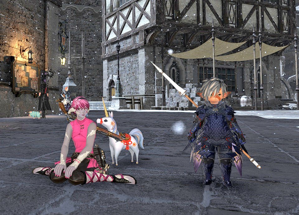 SrinityFF's tweet photo. Thanks to the free login campaign, I got to play ff14 with my daughter's lala for a bit. ❤️ I keep trying to get her to resub but alas, no luck. I'll take what I can get. 😺
#miqote #Au_Ra #lalafell #FFXIV #family https://t.co/bYdXROVH6u