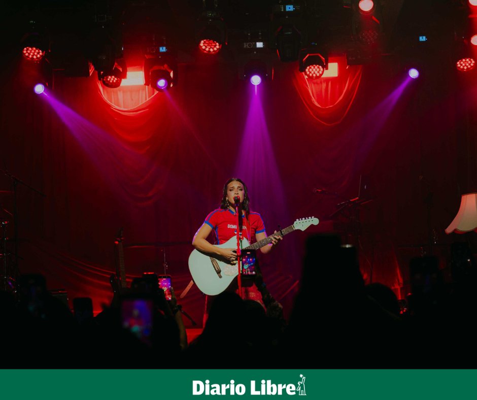 DiarioLibre's tweet photo. ✨ | #RevistaDL | Zhamira Zambrano conquistó el corazón dominicano en primer concierto en el país

🔗 https://t.co/8m9bA6ZAdj

#DiarioLibre #DiarioLibreUSA #DominicanosenUSA #Zhamira #Conquistar #Corazón #Concierto #Show #RevistaDL https://t.co/QQaB4nIiKb