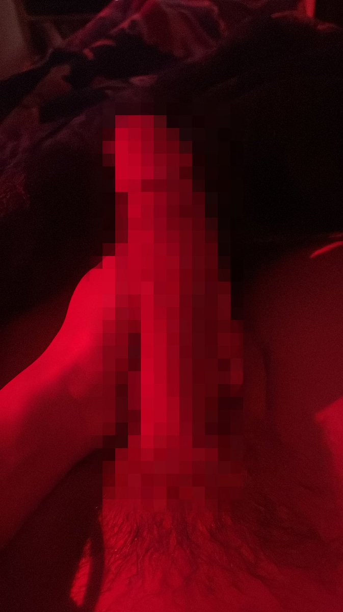 RayRex935's tweet photo. La quieren ver sin el filtro? 👀🥴

#gay https://t.co/wsO51vVn01