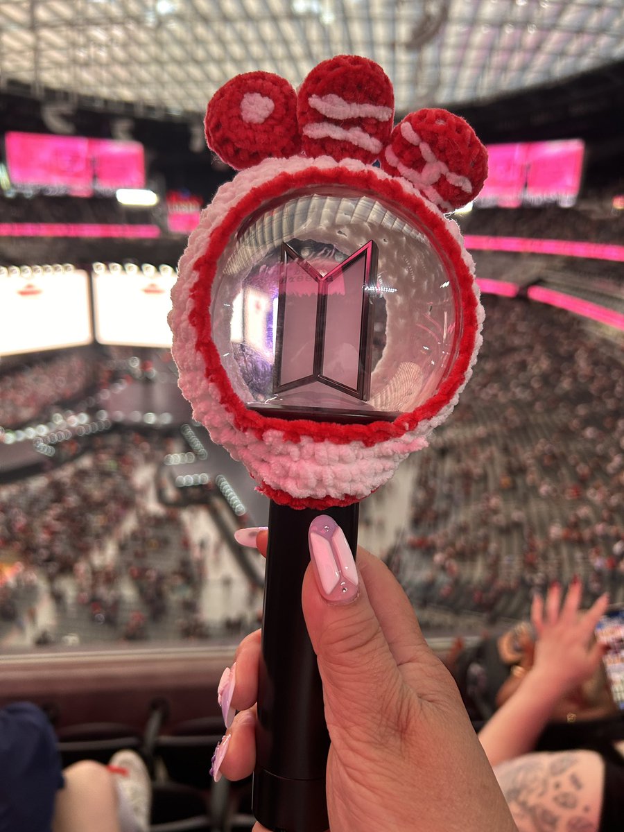 ⟭⟬ _ CoraRang⁷_ is seeing BTS ⟭⟬ tweet media