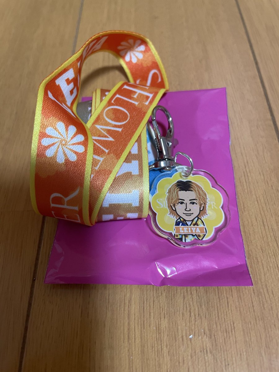 hanafnt's tweet photo. FANTASTICS SUNFLOWER 
縁日　ストラップくじ　交換

【求】澤本夏輝

【譲】瀬口黎弥

SF広島、静岡、有明、代々木、福井にて交換希望です

リプライまたはDMお待ちしております！ https://t.co/kR9po6GHgL