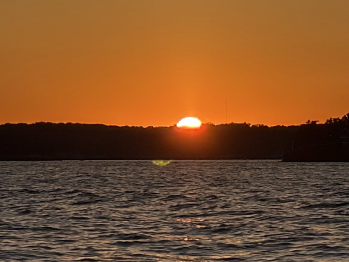 GregABaker's tweet photo. #funlake #sunset https://t.co/6FxqTqcYl2