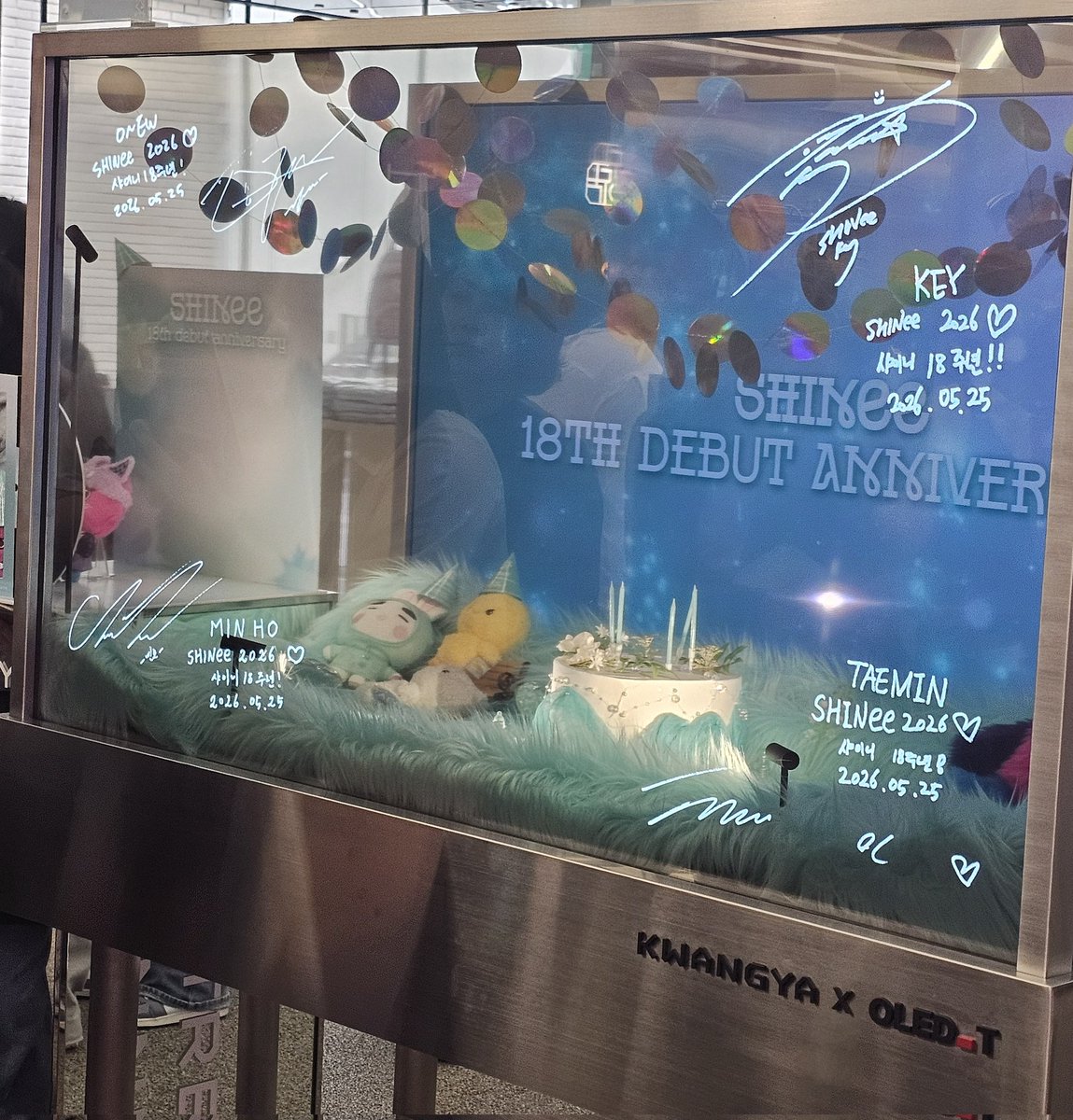 [1of1=샤이니]민트곰 tweet media
