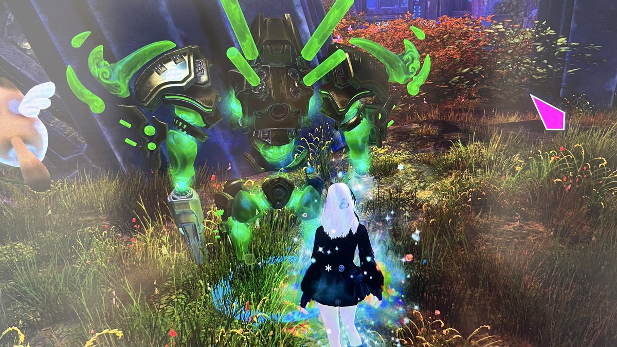 TurboalexZ's tweet photo. @GuildWars2 Can you make an exclusive skin for my robot? https://t.co/AqgheeKtzh