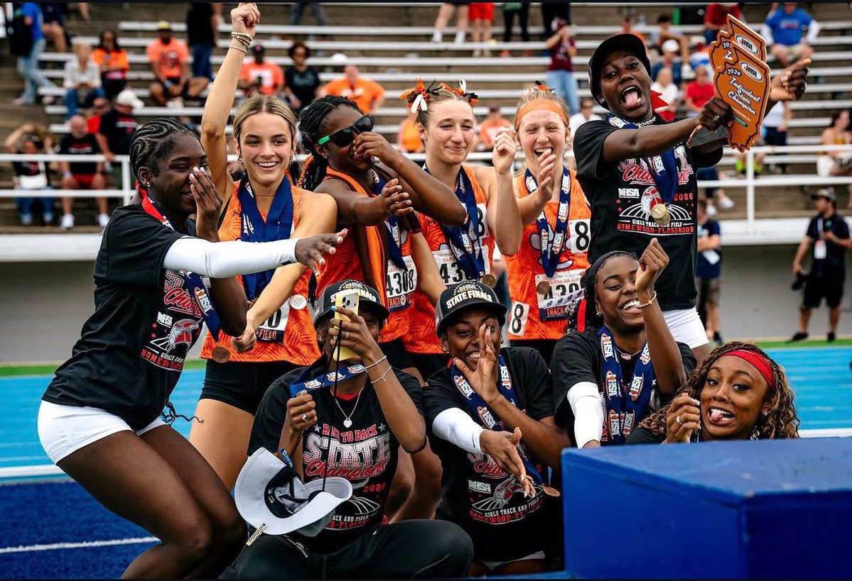 coachtulua's tweet photo. Thank you IHSA for such a fun State meet! Thank you to all the officials, volunteers and EIU for hosting an amazingly memorable event! These girls had a blast! 

Co-Champions Edwardsville HS and Homewood-Flossmoor HS.

Sportsmanshīp at its finest! https://t.co/jjgnrUrzdh