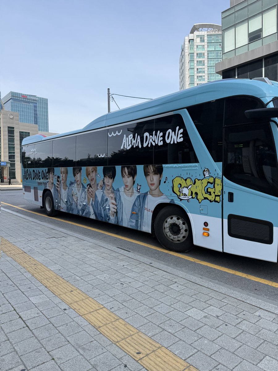 메롱이 tweet media