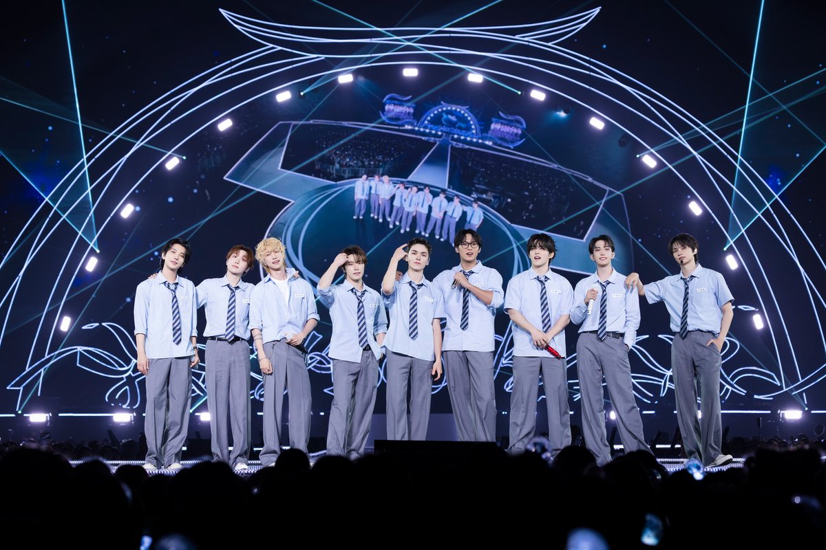Kstyle_news's tweet photo. SEVENTEEN、京セラドーム大阪での大型ファンミーティング「YAKUSOKU」が大盛況！

2都市4公演で18万人を動員✨
https://t.co/50xAfybiEn https://t.co/6Z3Q2xG8wf