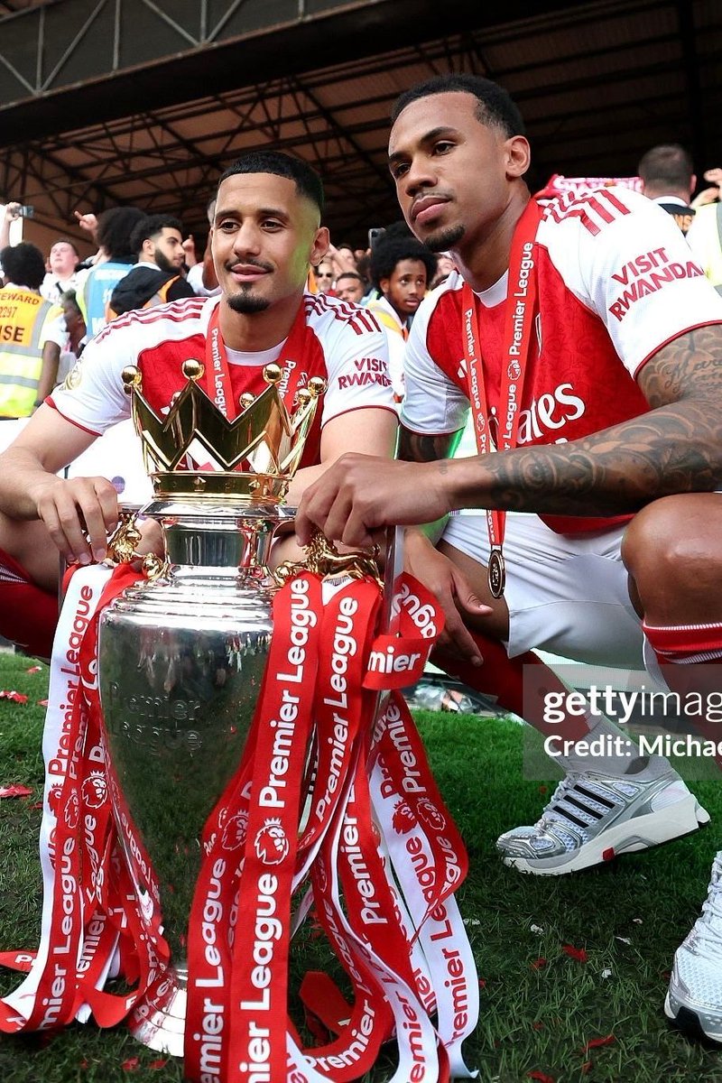 Throwback Arsenal tweet media
