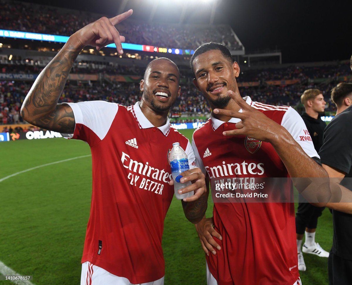 Throwback Arsenal tweet media