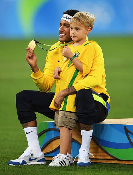 Imperador Neymar tweet media