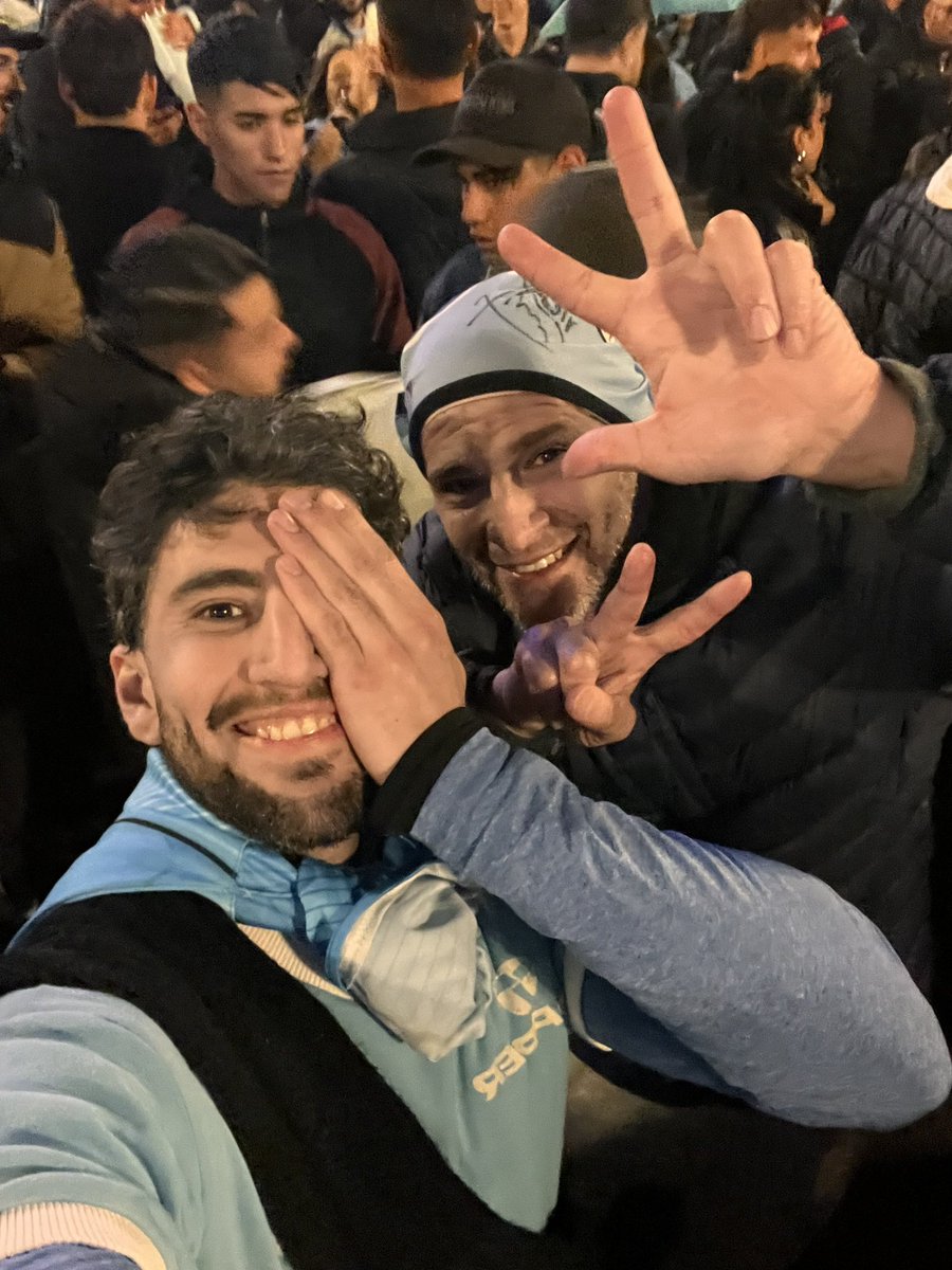 emanuelgiane's tweet photo. .@Belgrano gracias BELGRANO sos lo más hermoso de la vida
#Campeones 🏆🏴‍☠️ https://t.co/T0za07sZcG