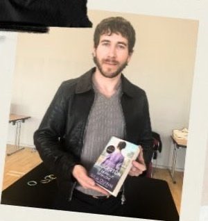 kanthoise's tweet photo. theres’s something so sinister about the way he’s holding the book https://t.co/iYyMSbmvMe