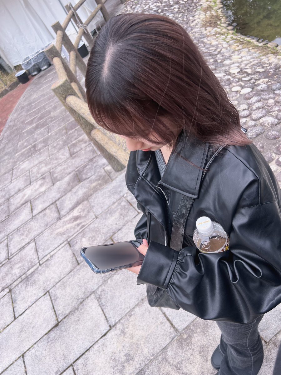 シオン tweet media