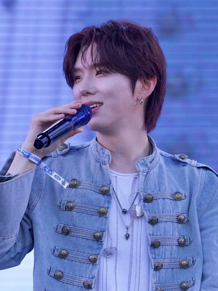 체리 tweet media