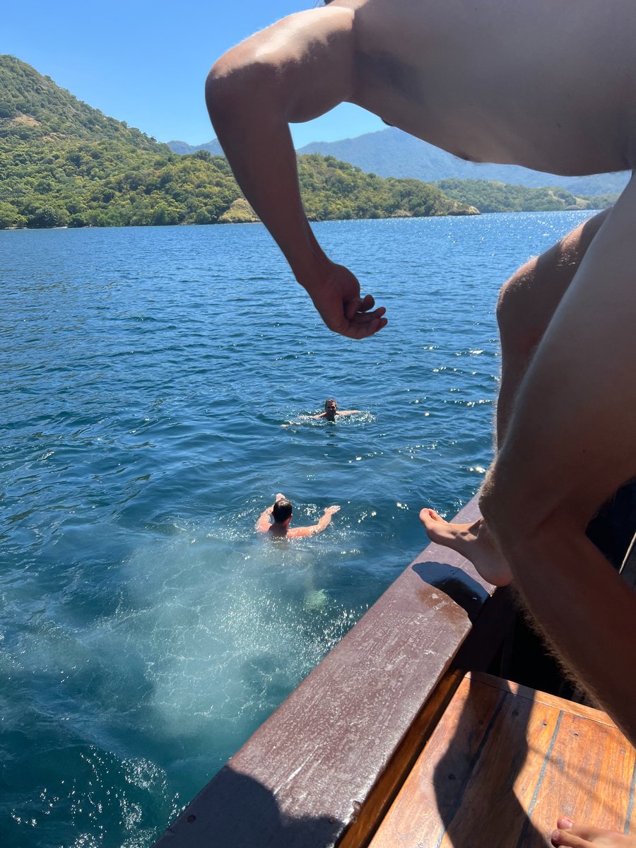 everythingtosea's tweet photo. Bad news: The Deluxe Naked Komodo Sail for 16 - 22 October 2026 is sold out.

Good news? We still have slots for The Naked Komodo Sail on 26 September – 2 October 2026. DM us to find out more! https://t.co/EPmdgHctZ2