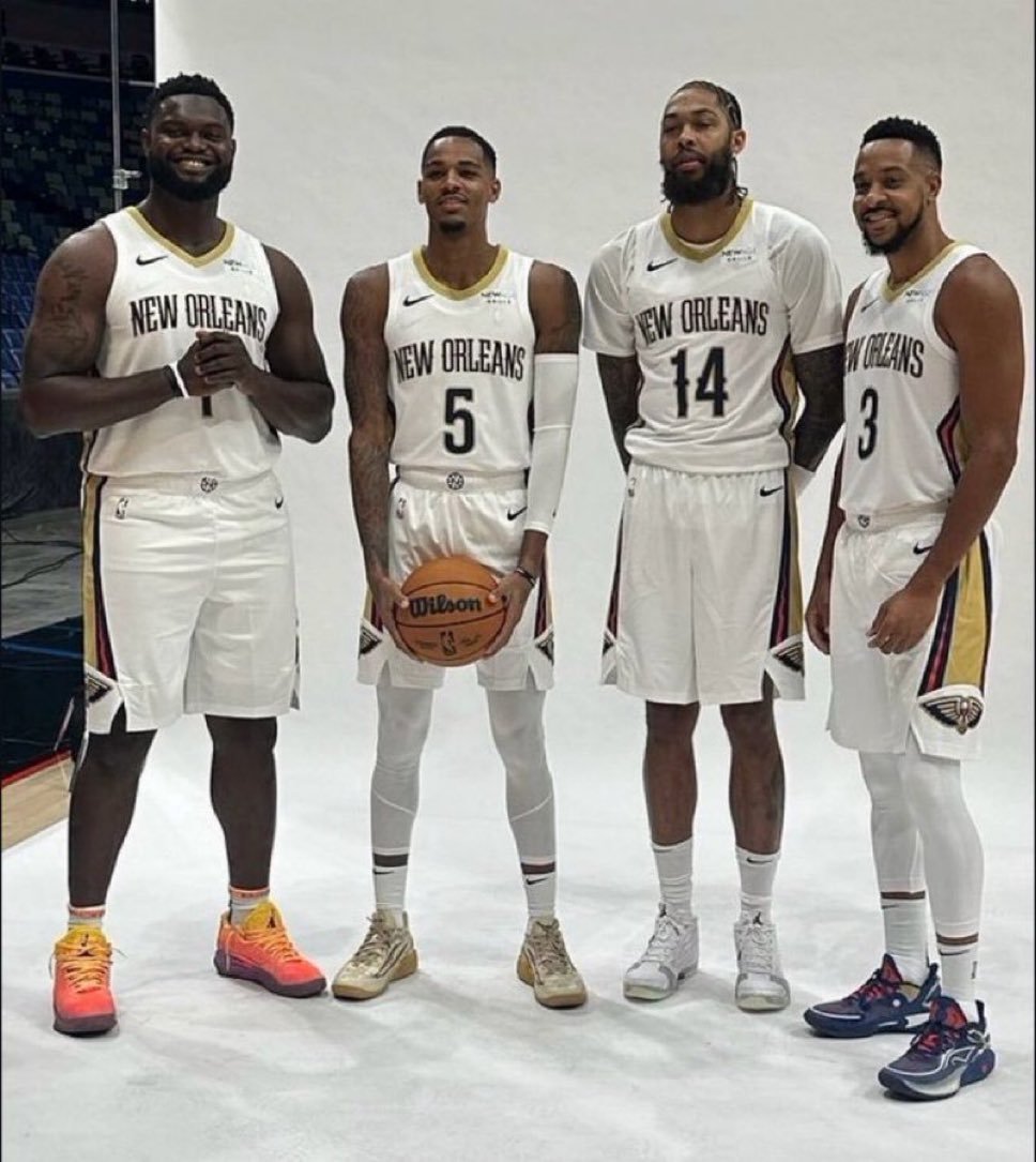 PelicansLead's tweet photo. pain that we had 4 dudes that avg 20+ PPG prior to the '24-'25 season just have these guys play basically 2 games together https://t.co/VniyHZSnhr