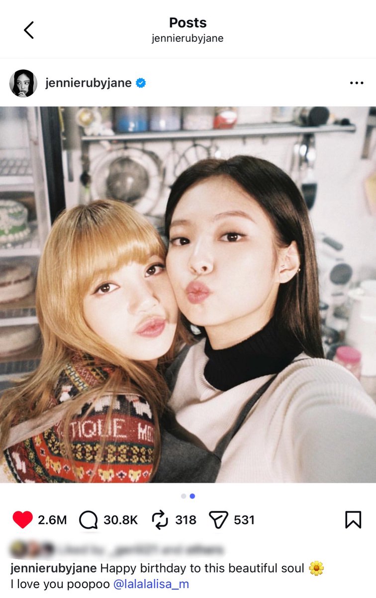 jnksxst's tweet photo. So 2019 really was that year huh? The way she posted a photo with her after the breakup news, and her being the only person she greeted with a birthday post on her feed instead of just an ig story https://t.co/tEEQeEZq1v