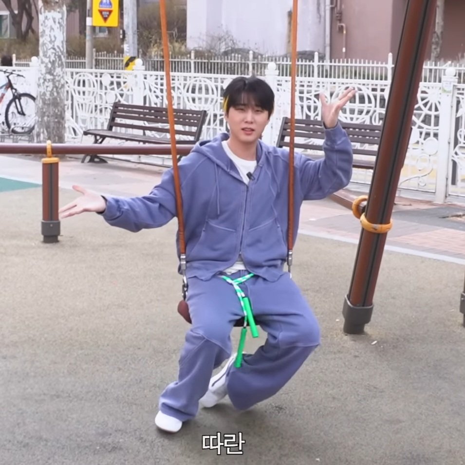 열 tweet media