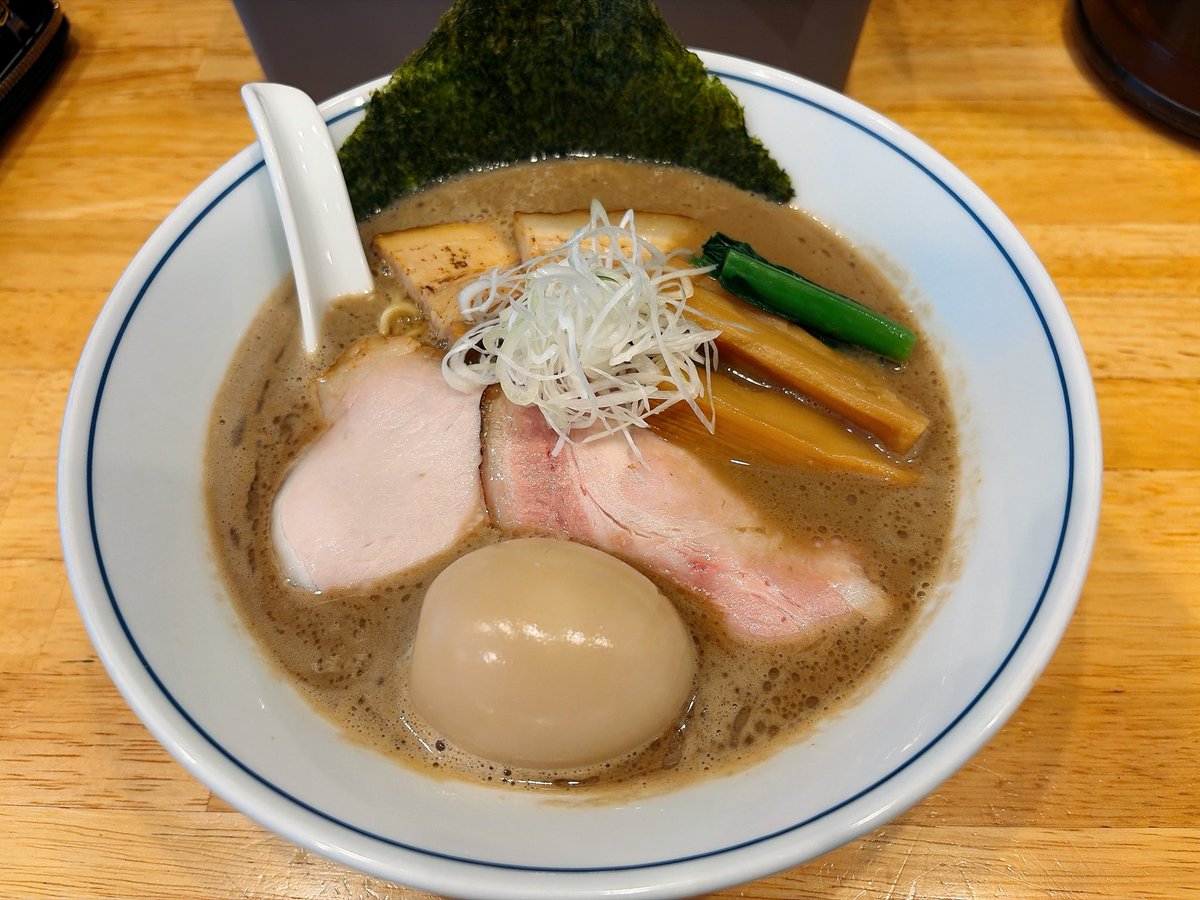 ひらちゃ tweet media
