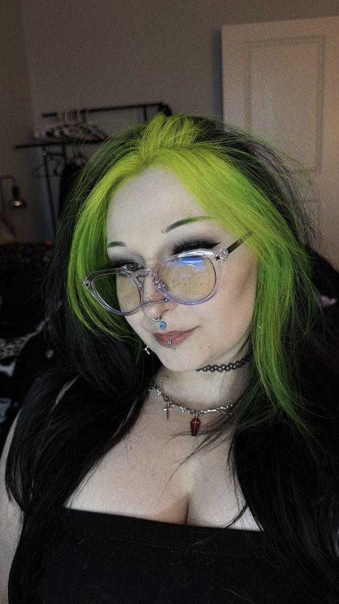 imreallyaghost's tweet photo. she’s gween again 💚🫪 https://t.co/G8REXhDFUW