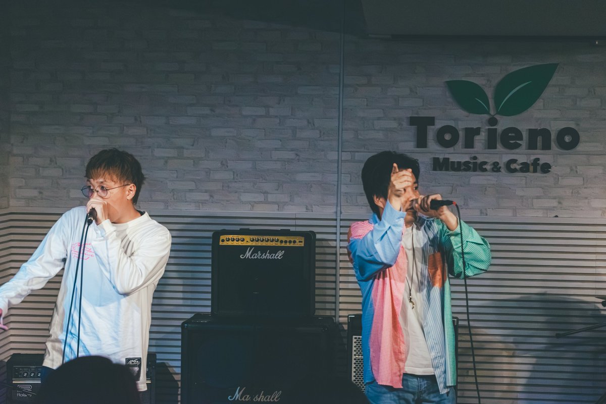 7210Zo's tweet photo. 音でつなぐ心がここにはある♪ at Torieno Music &amp; Cafe、ありがとうございました！

【SETLIST】
01. テンプレート
02. LALALA
03. ゆらゆら
04. DOMONAICHA
05. 日曜日よりの使者（cover）
06. ナニゴト

#Torieno #とりえの
#富山市 #中央通り #ライブハウス
#富山 #LIVE #7210Zo https://t.co/vGWpuXzohU