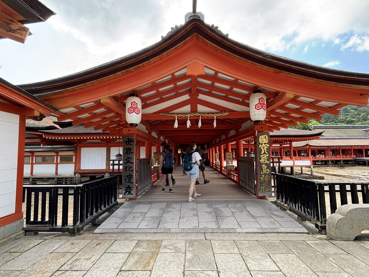 jamdLove's tweet photo. 厳島神社🦌🦪 https://t.co/geeK0LFHZy