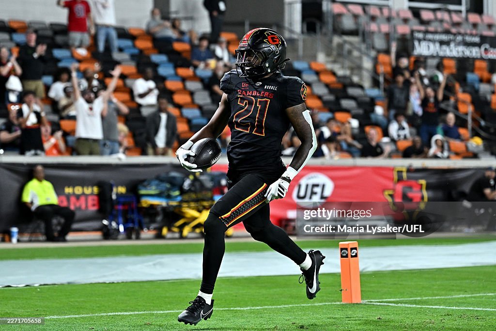 MarcusYarnsMuse's tweet photo. how would you rank Marcus Yarns performance as a member of the Houston gamblers https://t.co/GxcKftMRHP