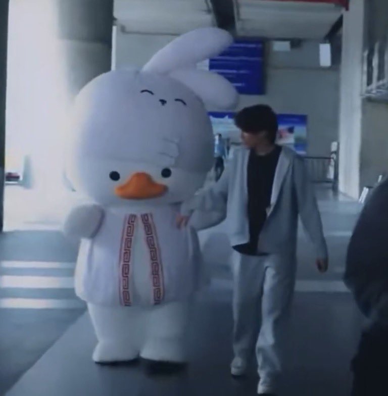 𝐂𝐡 (.◜◡◝ )💢 tweet media