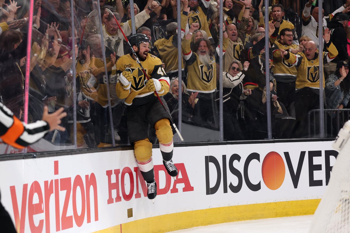 NHL tweet media