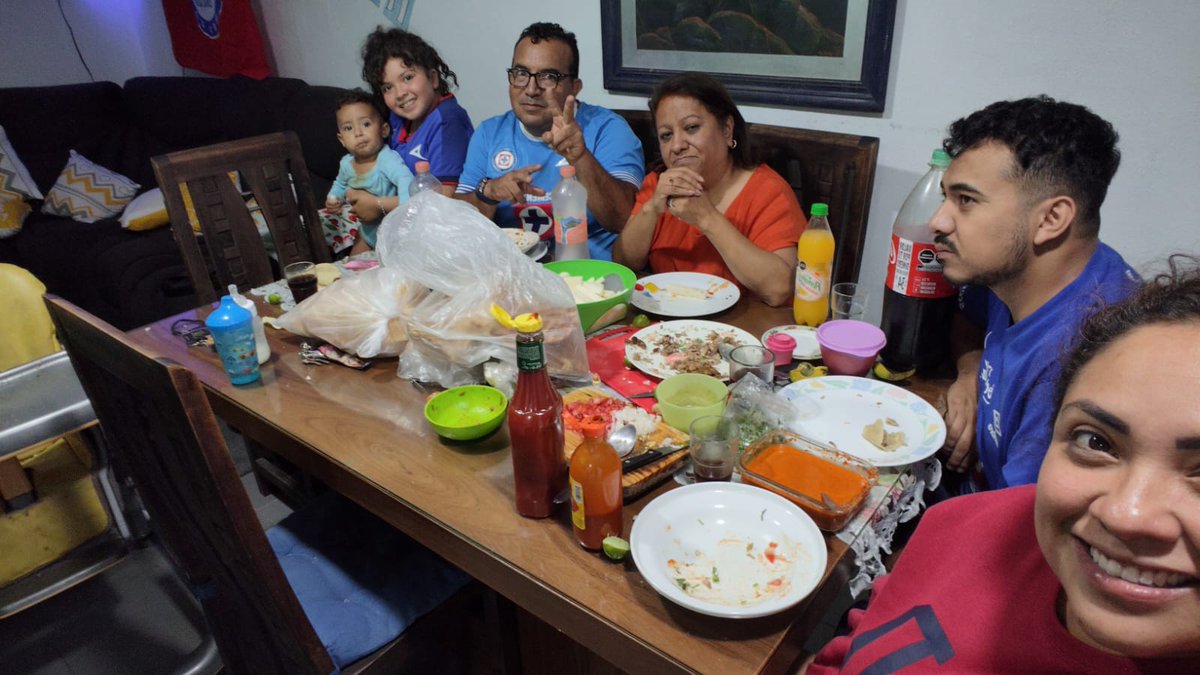 Noumi_99's tweet photo. Vamos azul!!! #FinalBotanera https://t.co/xywJ9ke0Uy