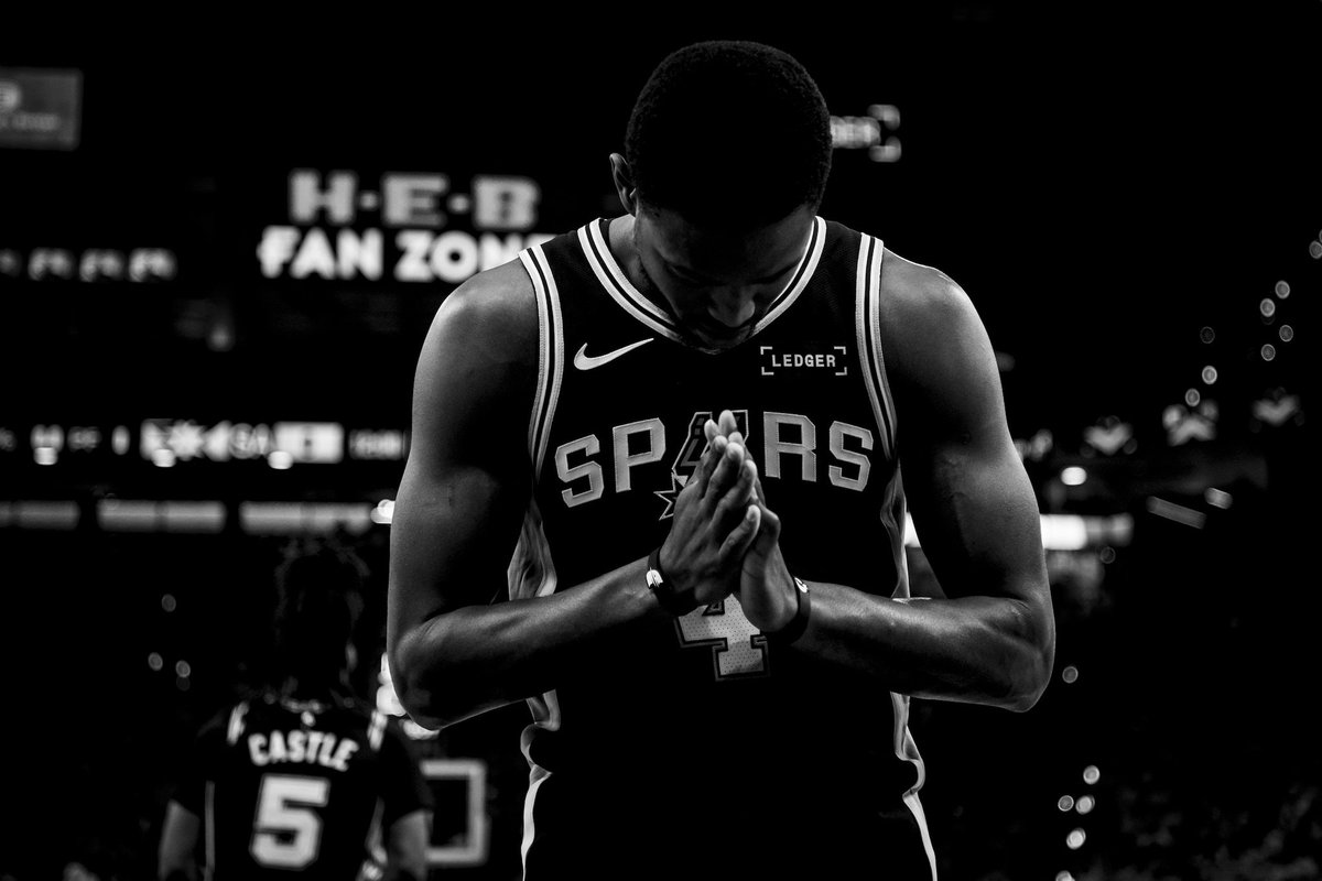 Spurs Lead tweet media