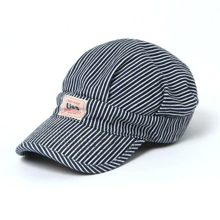UES_CLOTHING's tweet photo. ワークキャップが再入荷しました！20年以上変わらずに支持していただいているロングライフ製品。
バックにはベンチレーション用の鳩目ホールと、ひっかける為のループ付き。ループはバイク等に乗る際、キャップをフック等で引っ掛け、腰にぶら下げるためのディテールです。
https://t.co/UJYhHaOTJO https://t.co/uWpTLiTwp6