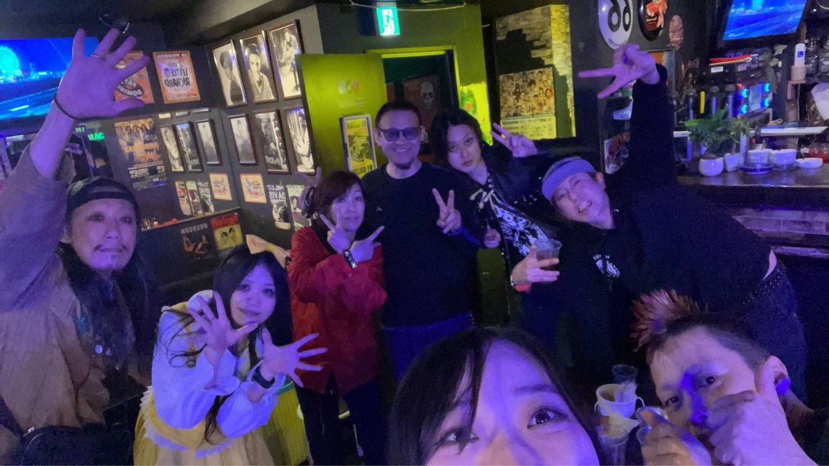 Pityfall_kk's tweet photo. すももちゃん(アキコちゃん)
ほんとうにありがとう〜♥
札幌のみんなに再会できて嬉し楽し２日間でした！
ご一緒してくれたみなさま、
またすぐに演りましょう！
スタッフのみなさま、来てくれたみなさまにも感謝！
ただただありがとう！！ https://t.co/yXgybzAxIQ