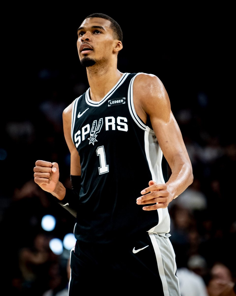 Spurs Lead tweet media