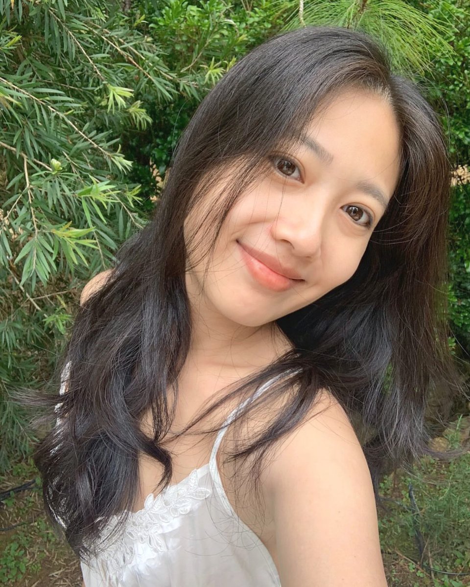 抓到一隻大婷婷 tweet media