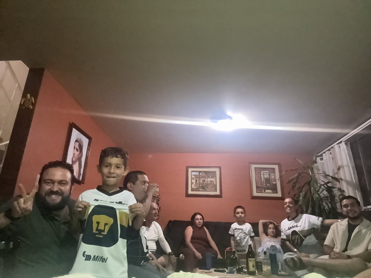 neshinn's tweet photo. Desde Cortazar Guanajuato, vamosPumas #FinalBotanera https://t.co/C3kVym2iA0
