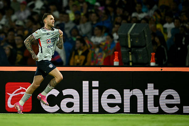 ikecarrera tweet picture