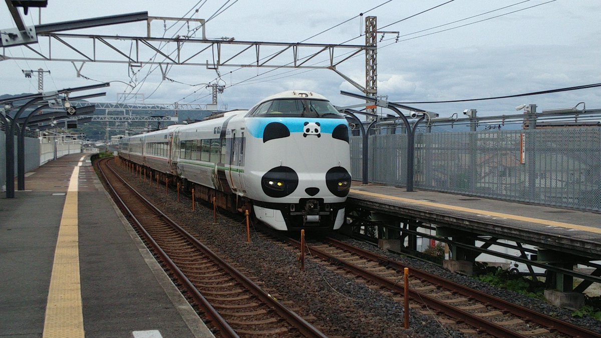 taneyoshi's tweet photo. 5月24日(日)
午後からのお出掛け。紀伊中ノ島駅へ。
撮影に行ってきました。

色んな自宅事情で県内籠りですが、気分転換で楽しく撮影できました。 https://t.co/yyHXvxiYZX