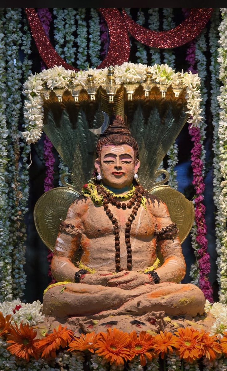 आत्मनिर्भर घरकोंबड़ा tweet media