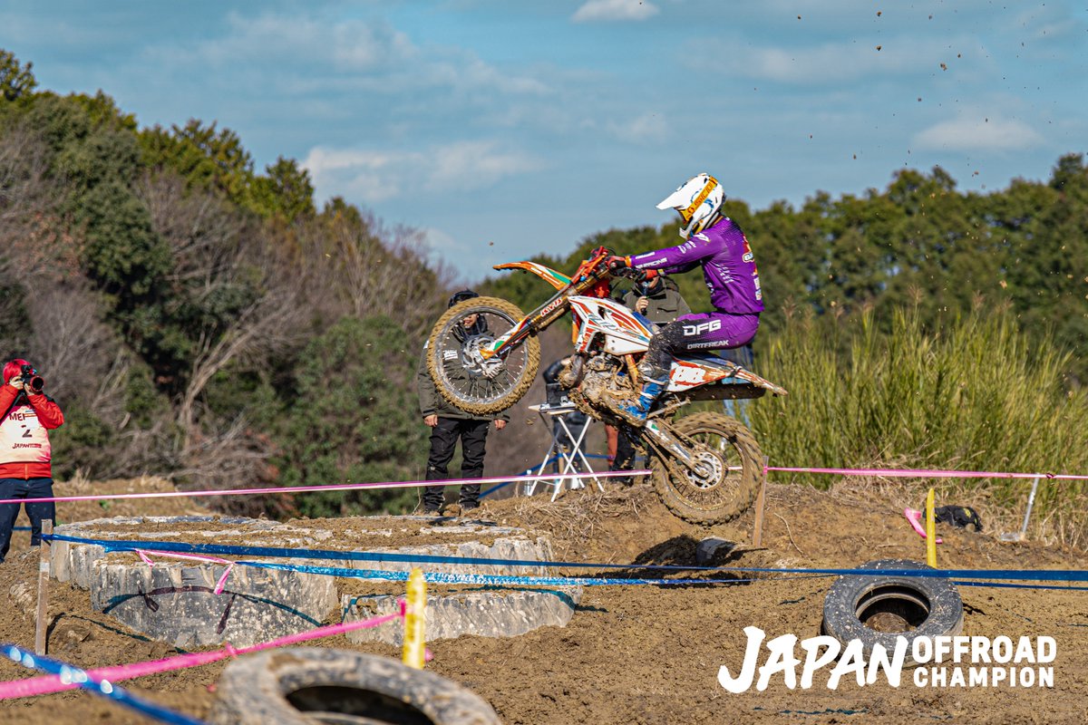 JOC_C4's tweet photo. 2026 JAPAN OFFROAD CHAMPION　開催会場決定！！

お待たせしました！
今年のJOC開催会場が決定しました。
2026年の戦い地は、多くのモータースポーツファンが集まる三重県鈴鹿市。
鈴鹿ツインサーキットで11/29に開催決定しました！

昨年、奈良県のウッズモータースポーツランド下市で生まれた熱狂。
オフロードライダー達の本気の戦いが、今年は鈴鹿で繰り広げられます！

初代チャンピオンは防衛なるかっ!?
是非、会場にお越しいただきオフロードライダーの頂点を決定する
本気で熱い戦いを見に来てください！

詳細情報/チケット情報は、今後、決定し次第、順次発表していきます。
SNSまたは公式WEBよりチェックしてください！
https://t.co/KUfGMClbJv

2026年11月29日(日)
鈴鹿ツインサーキットでお会いしましょう！！

#JAPANOFFROADCHAMPION
#JOC
#鈴鹿ツインサーキット
#オフロードレース
#モトクロス
#ハードエンデューロ
#クロスカントリー
#オフロード
#FMX
#Ridgecycle
#GAMMyRacing
#c4planning