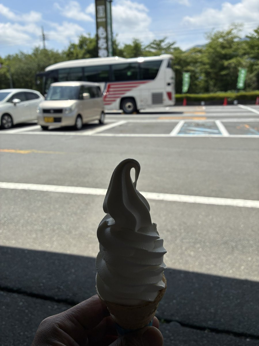 orengecap's tweet photo. 来た道戻るのもアレなんで富士山の西側回ってもちや😁 https://t.co/re2PWxzkAI