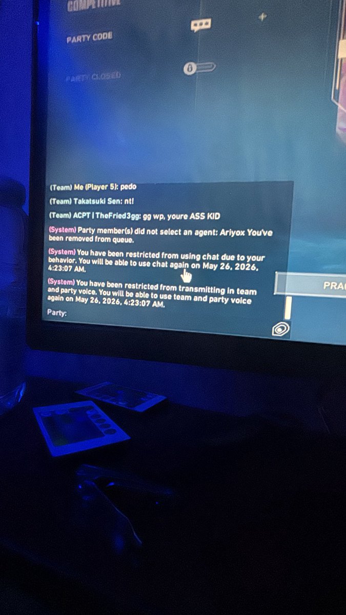 ShoajiOW's tweet photo. i guess we cant call people what they are no more? this guy was saying weird stuff to underage people 🔥🔥🔥🔥🔥🔥 but no i cant communication banned for the day 🔥🔥🔥🔥🔥🔥 @VALORANT i just love your game so much man 🔥🔥🔥🔥🔥🔥🔥🔥 https://t.co/XwcdnDBYtJ